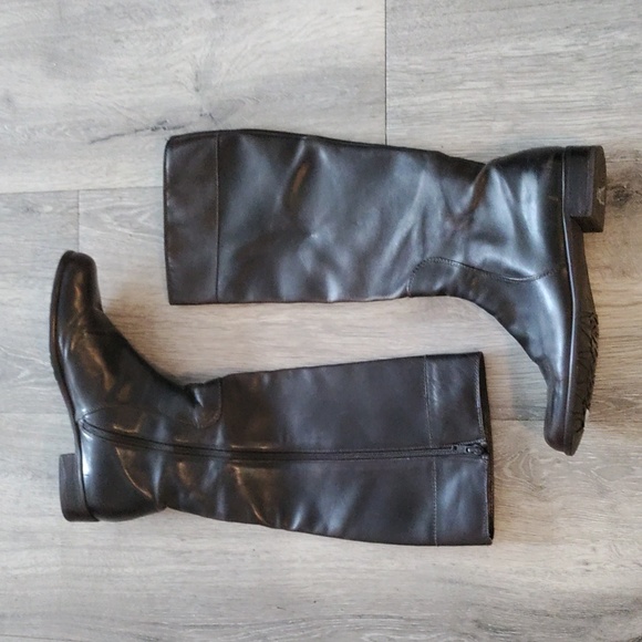 Stuart Weitzman Boots - Picture 1 of 5